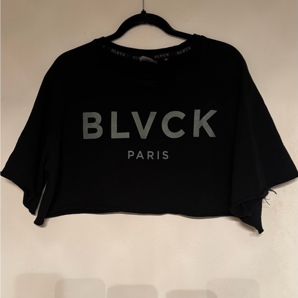 Blvck Tee. Cropped. Size: M. Oversized. - Picture 2 of 6
